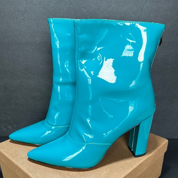 Women's Turquoise Patent Leather Ankle Boots - Picture 1 of 4